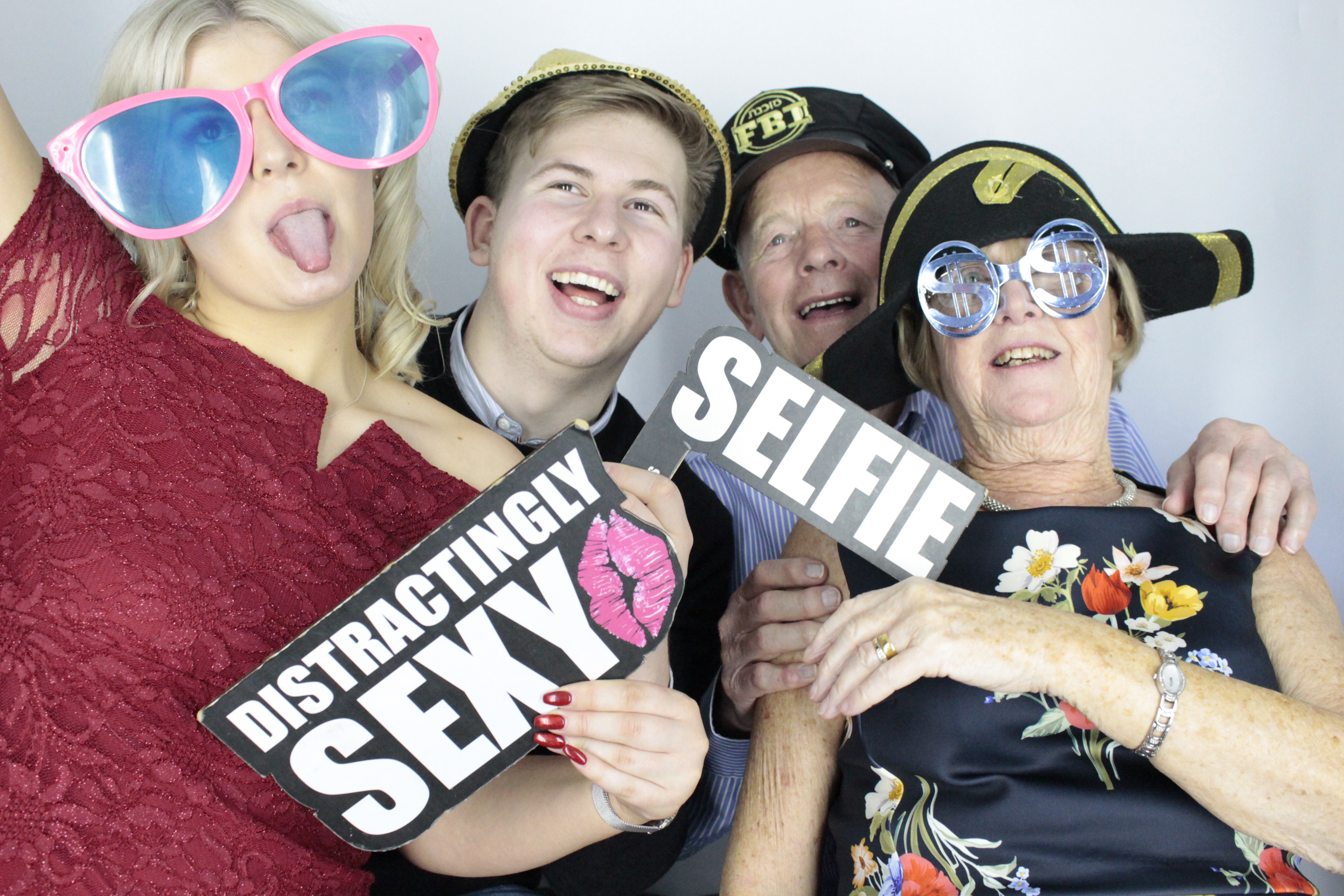 Chlöe’s 21st | View more photos from the event at gallery.myphotoboothexperience.co.uk/u/MyPhotoBoothExperienceLtd/Chlöe’s-21st